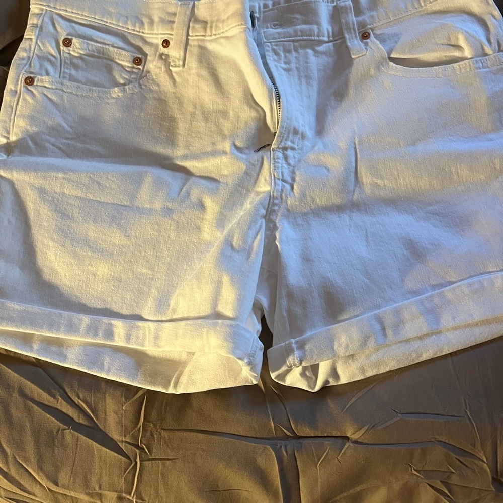 New with tags Gap shorts